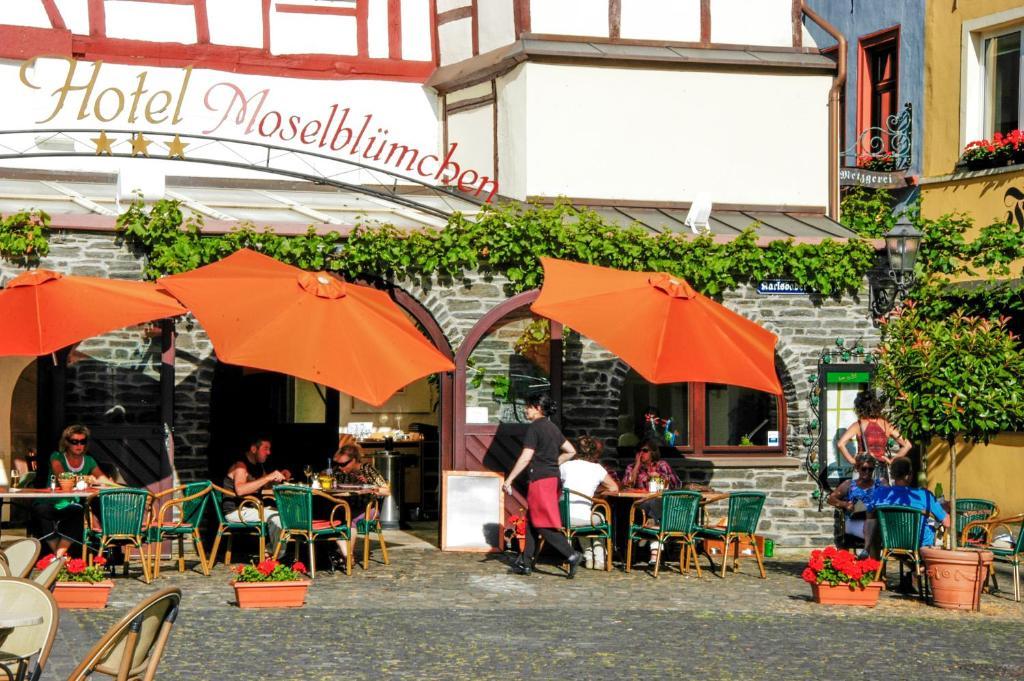 Hotel-Restaurant Moselblümchen Bernkastel-Kues Exterior foto